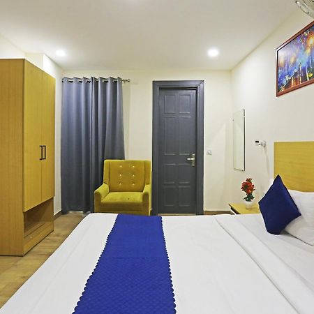 Hotel Twamev Residency Uttam Nagar Couple Friendly Delhi  Exterior foto