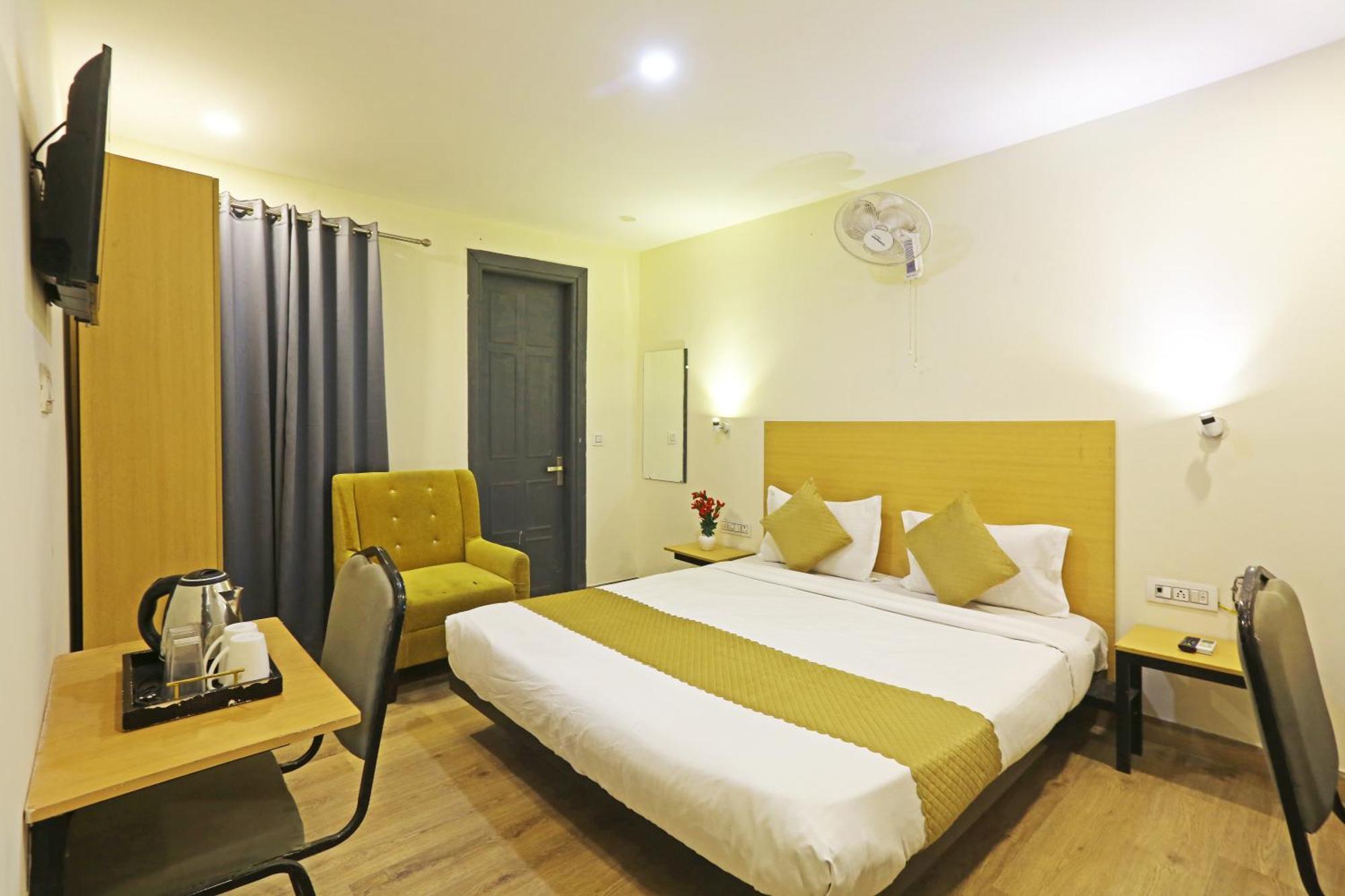 Hotel Twamev Residency Uttam Nagar Couple Friendly Delhi  Exterior foto
