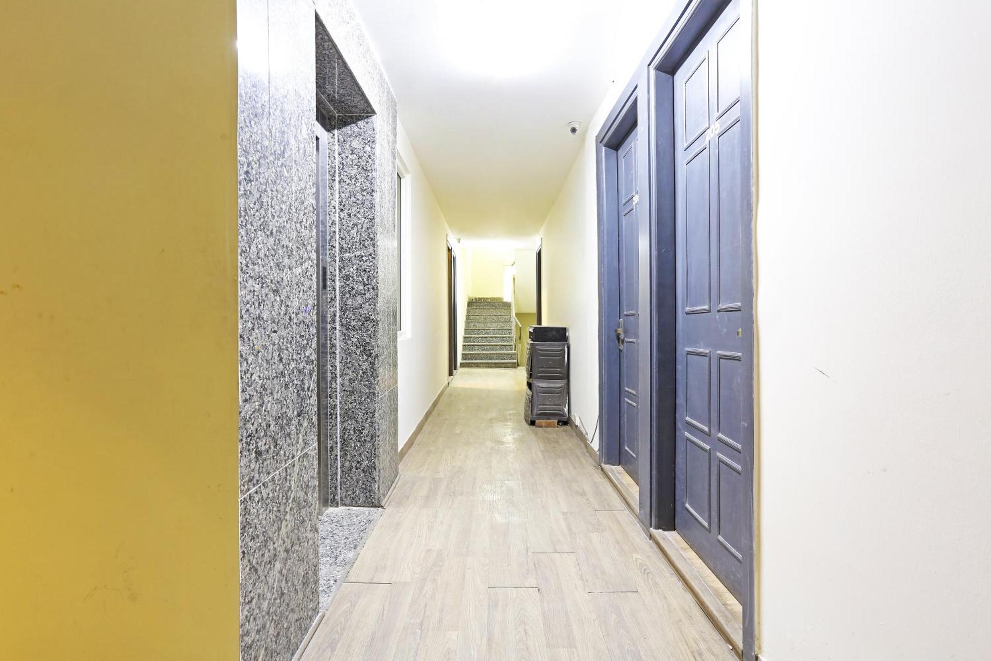 Hotel Twamev Residency Uttam Nagar Couple Friendly Delhi  Exterior foto