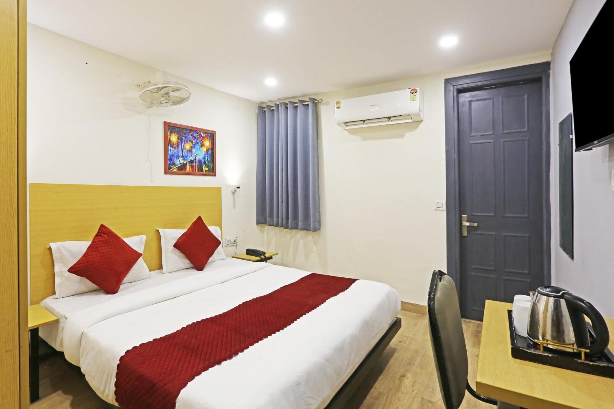 Hotel Twamev Residency Uttam Nagar Couple Friendly Delhi  Exterior foto